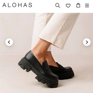 NWT Alohas Trailblazer Corn - Black Vegan Leather Loafers